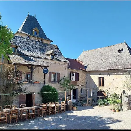 شقة Authentique Avec Piscine En Aveyron