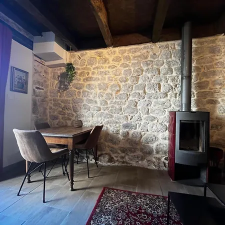 Authentique Avec Piscine En Aveyron *